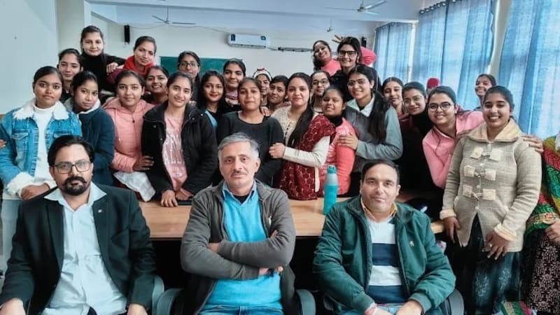 रोजगार का सपना नहीं रहेगा अधूरा, अब DIGITAL ORRA करेगा पूरा रोजगार का सपना नहीं रहेगा अधूरा, अब DIGITAL ORRA करेगा पूरा