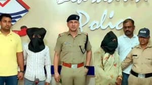 पड़ोसी के साथ मिलकर महिला ने की पति की हत्या, ये रही बड़ी वजह पड़ोसी के साथ मिलकर महिला ने की पति की हत्या, ये रही बड़ी वजह